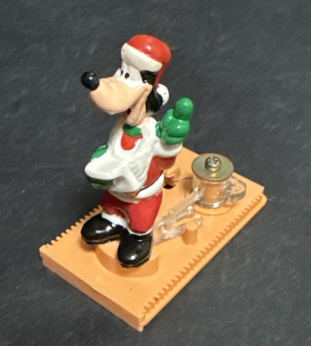 Mr. Christmas Mickey's Clock Shop Replacement Goofy Figure ONLY Part Pieces 1993